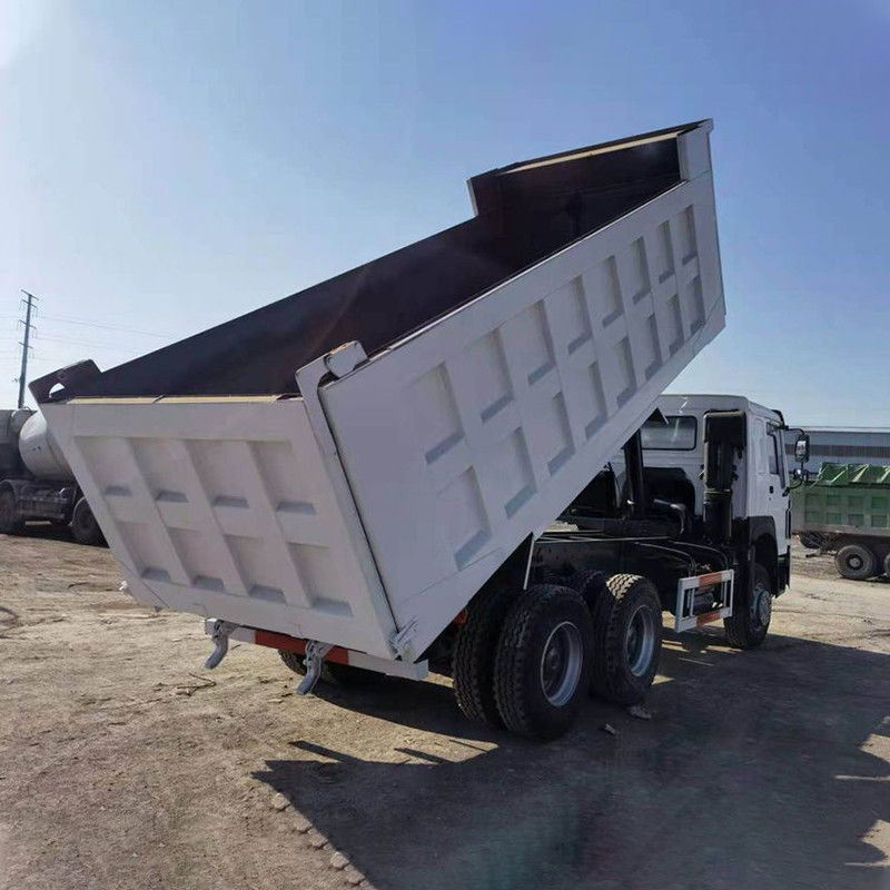 Capacidad del tanque de combustible de 300-400L Camión de descarga de 6x4 10 ruedas usado con alto estándar reformado