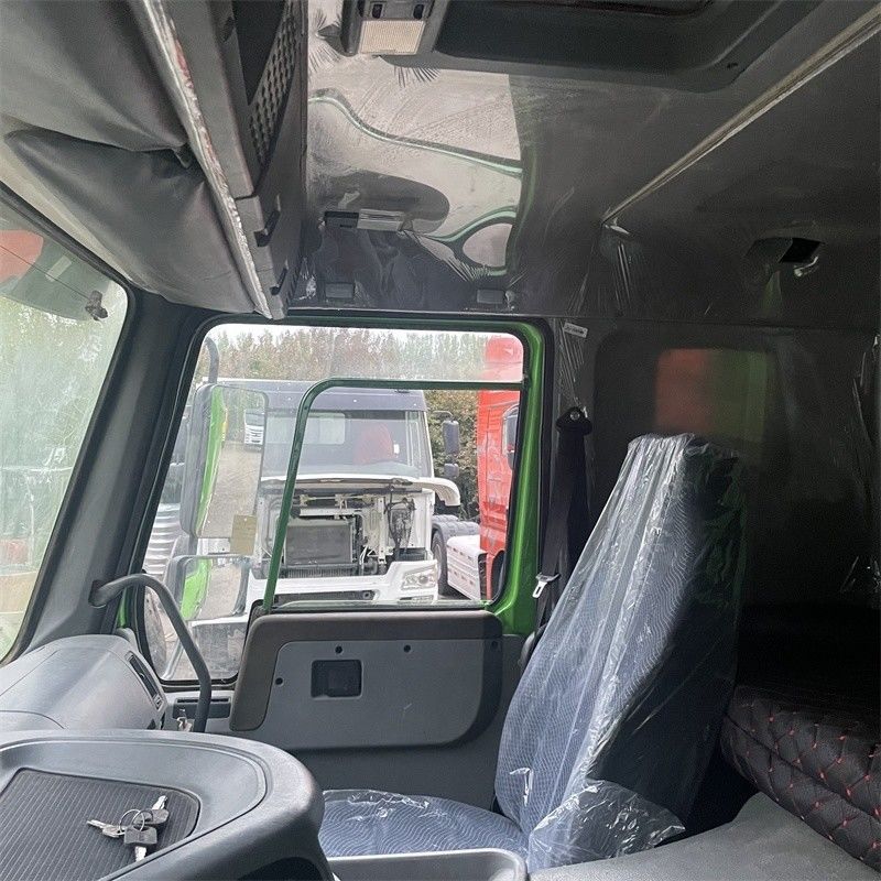 SINO TRUCK 12 ruedas 30 metros cúbicos HOWO 40 toneladas 8x4 camión de descarga de tiradores usados con rendimiento