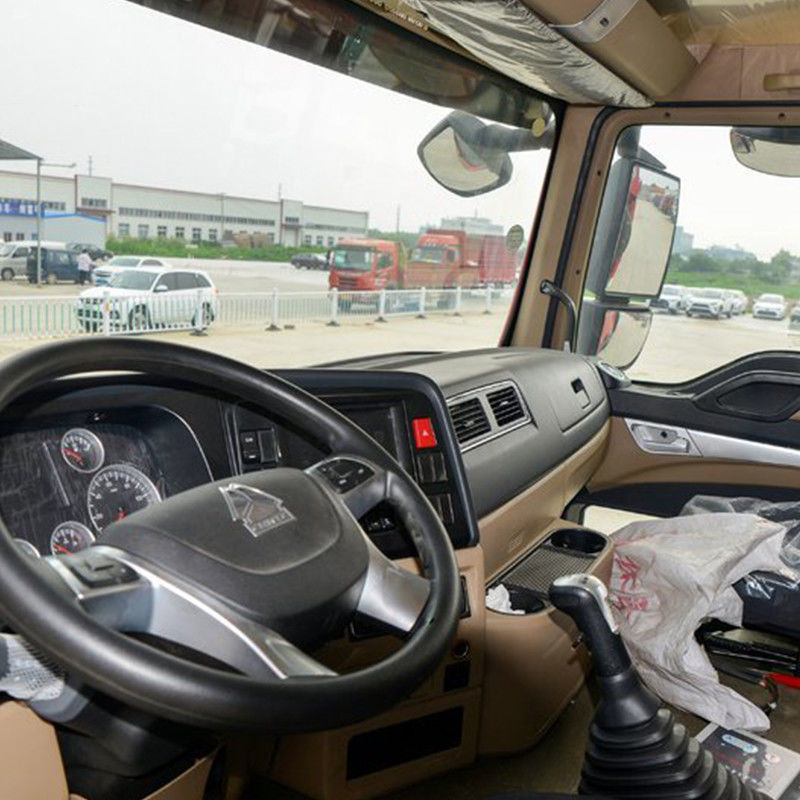 Capacidad de carga de 31 toneladas Sinotruk HOWO 430HP camión de 12 ruedas 8x4 con tirador para el mercado