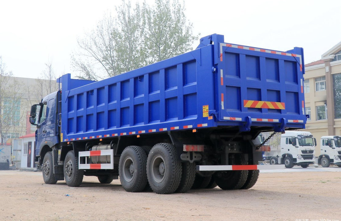 Utilizado HOWO 440hp 8X4 camión de descarga con capacidad de carga de 30 toneladas y tanque de carga de 7.6x2.35x1.5m