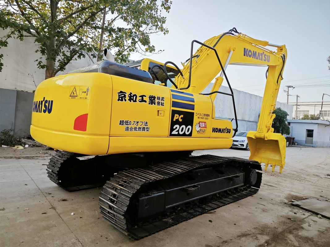 Vender Excavadora Komatsu PC220-8 Usada con válvula hidráulica original y 1,0-1,5 cubo