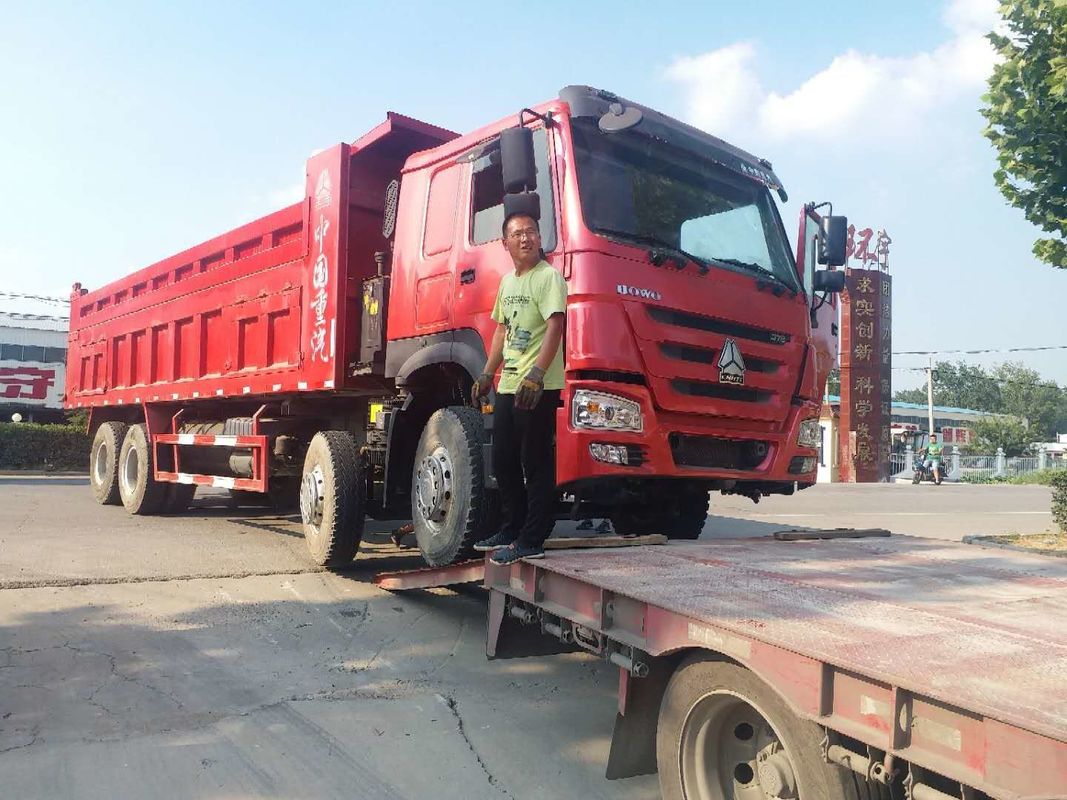 Howo 8x4 371hp 50ton Euro 2 Conducción de camión de segunda mano camión de basura camión de tirón usado