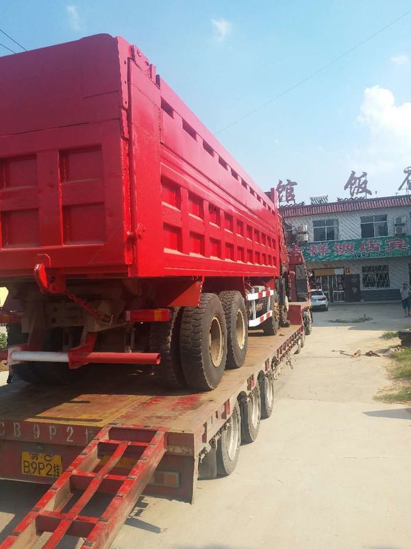 Howo 8x4 371hp 50ton Euro 2 Conducción de camión de segunda mano camión de basura camión de tirón usado