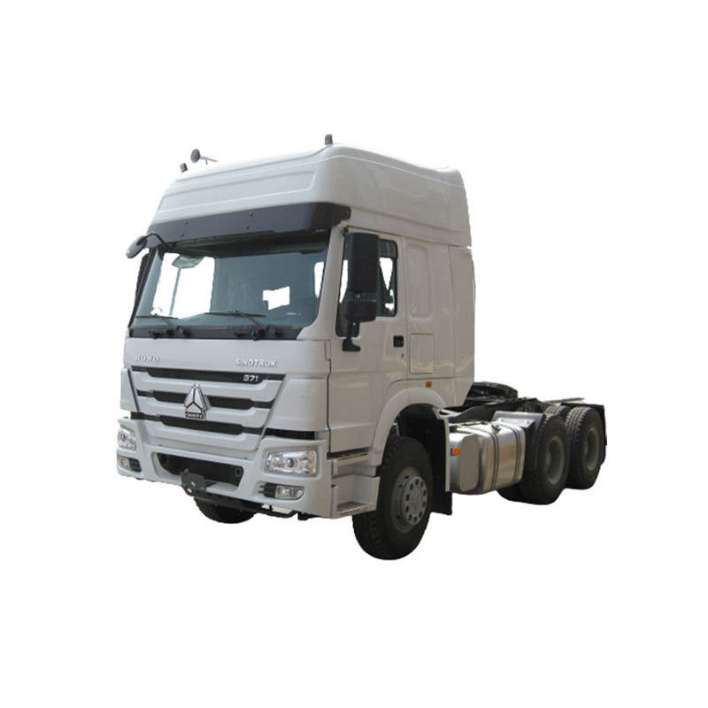 El tanque de combustible de 300Ltr Sinotruk Howo 6x4 camión tractor con tracción en todas las ruedas para beneficio