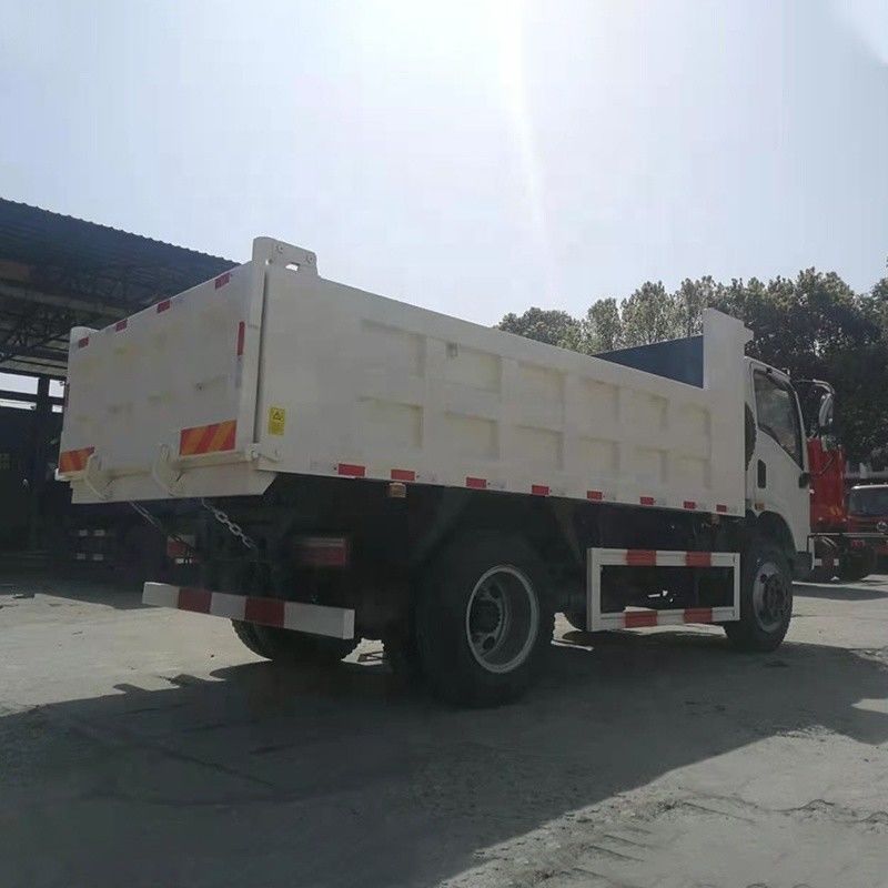 4 6L Capacidad del motor 10 toneladas camión de descarga ligero de Dongfeng para el transporte de ingeniería
