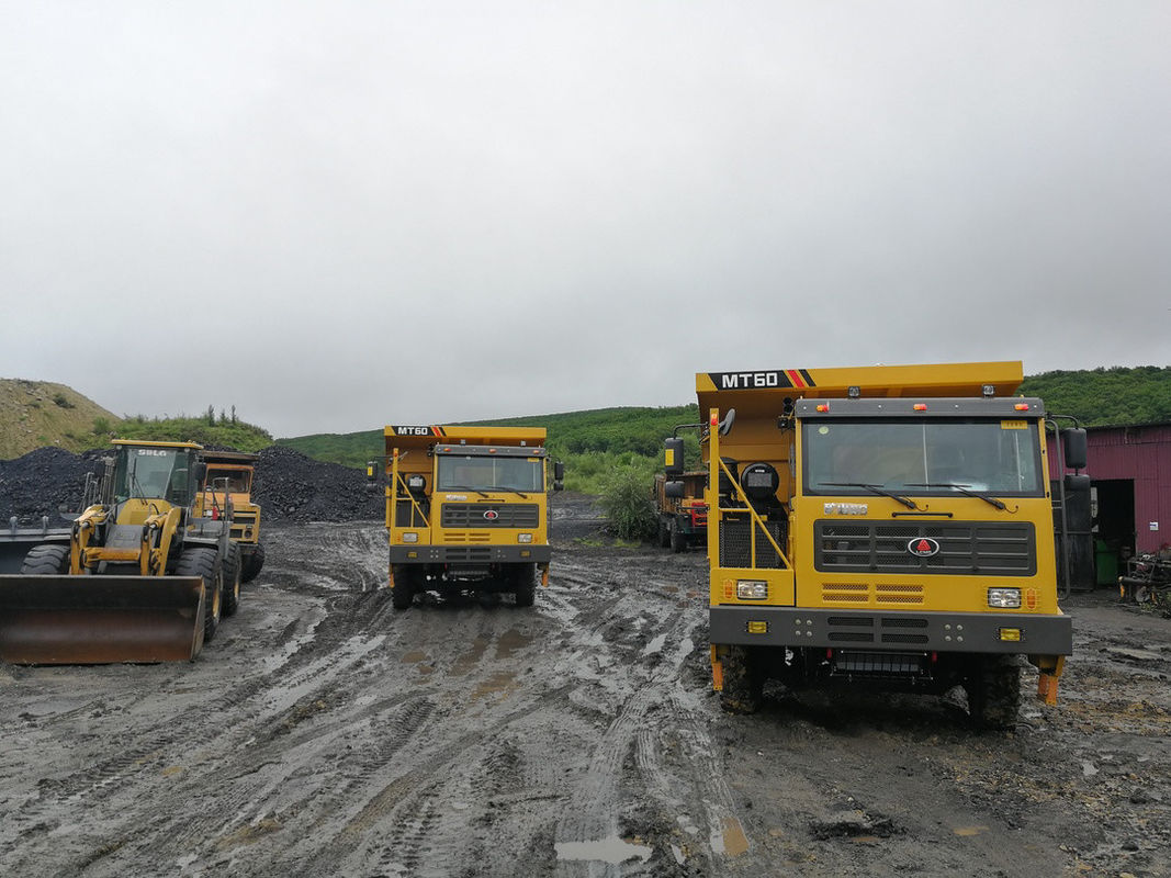 2 Cambio inverso MT60 MT86 MT106 Camión de minería 6X4 60-70 toneladas Carga útil fuera de la carretera Camión de desviación
