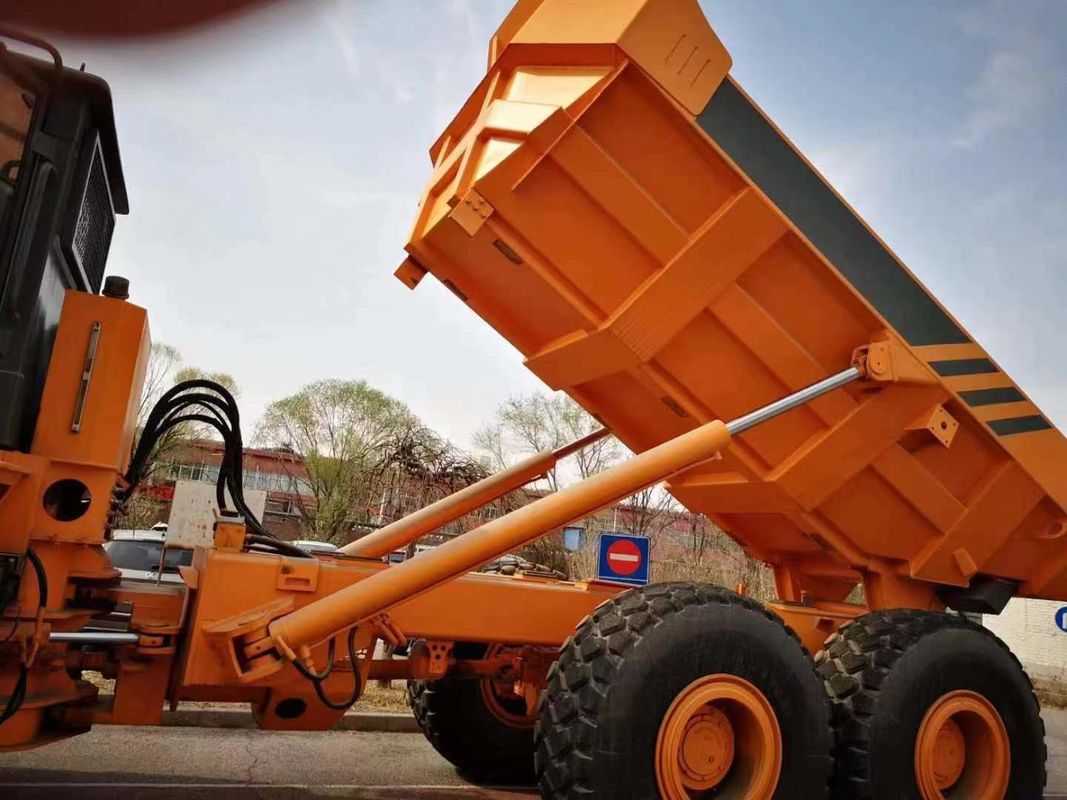Estándar de emisiones Euro 2 de 60 toneladas 6X6 con tracción en todas las ruedas camión de descarga articulado para minería