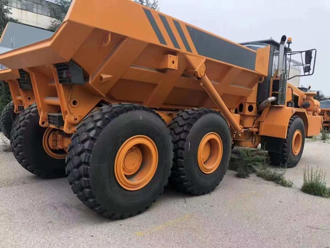 Estándar de emisiones Euro 2 de 60 toneladas 6X6 con tracción en todas las ruedas camión de descarga articulado para minería