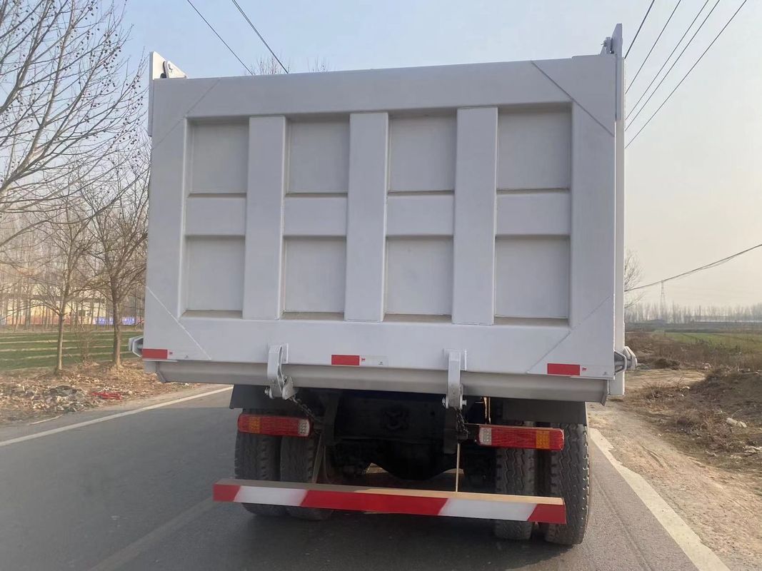 6x4 Reparación de 380hp Shacman camión de descarga para el transporte de ingeniería a un precio asequible