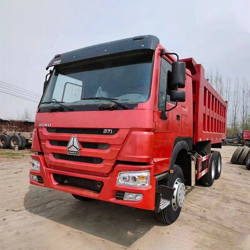 Hecho Sinotruk Howo 6x4 camión de descarga con 2 número de turno en marcha atrás y 350Ltr tanque de combustible
