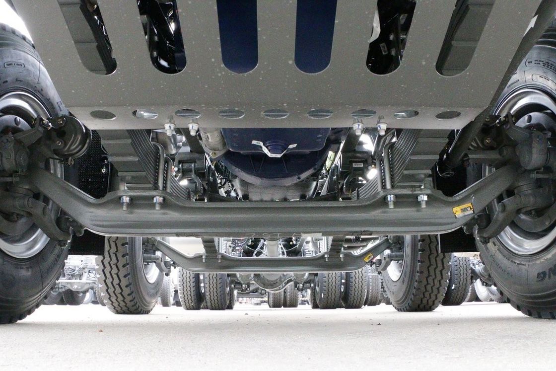 Sinotuck HOWO Usado 350hp 8X4 Diesel YCUMMINS WEICHAI 12 ruedas camión de tirón para la venta