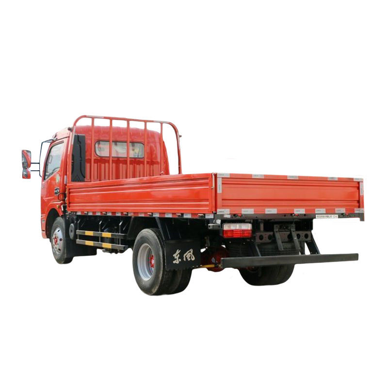 Dos filas de Dongfeng Capitán K6 camión de remate 130hp 6 ruedas Diesel 4 * 2 capacidad del motor 4L