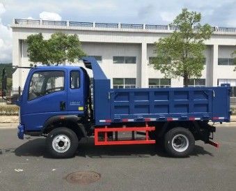 2 pasajeros Yunnei Motor Sinotruk HOMAN 4 * 2 Mini camión de descarga con tirador camión ligero de 8-12 toneladas