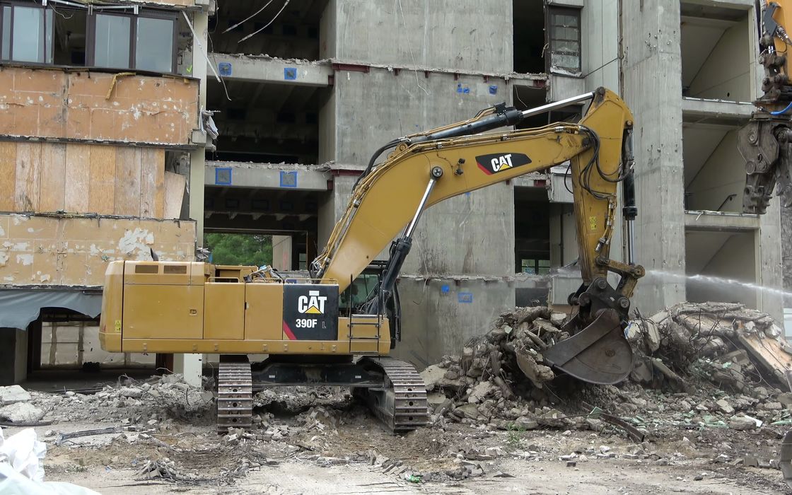 Excavadora de gatos 390D con un peso de 90250 KG y una capacidad de 0.45m3