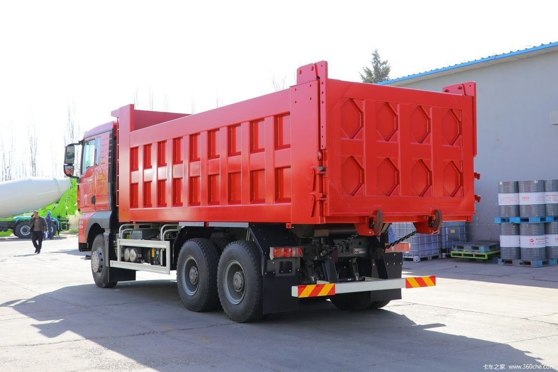 SINOTRUCK F3000 de segunda mano 12 ruedas 8x4 de segunda mano camiones de basura HOWO camión de arena