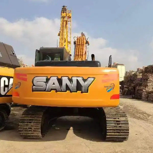SANY 215 Excavadora 21900 KG Peso de la máquina Otra bomba hidráulica para el manejo de materiales