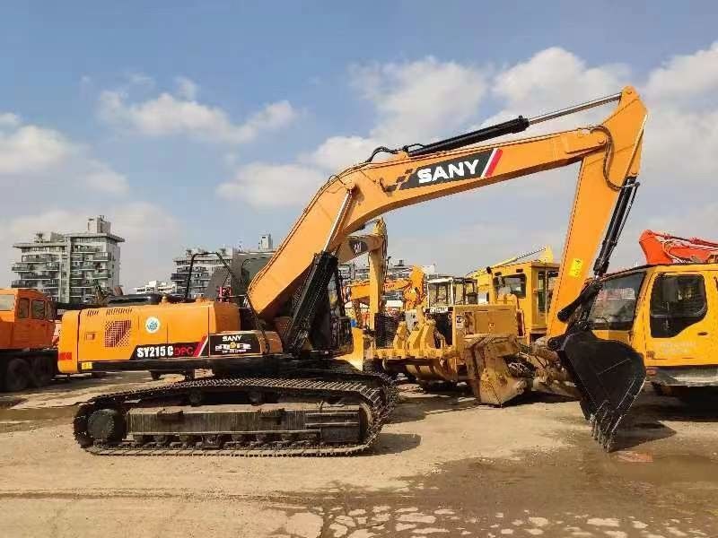 SANY 215 Excavadora 21900 KG Peso de la máquina Otra bomba hidráulica para el manejo de materiales