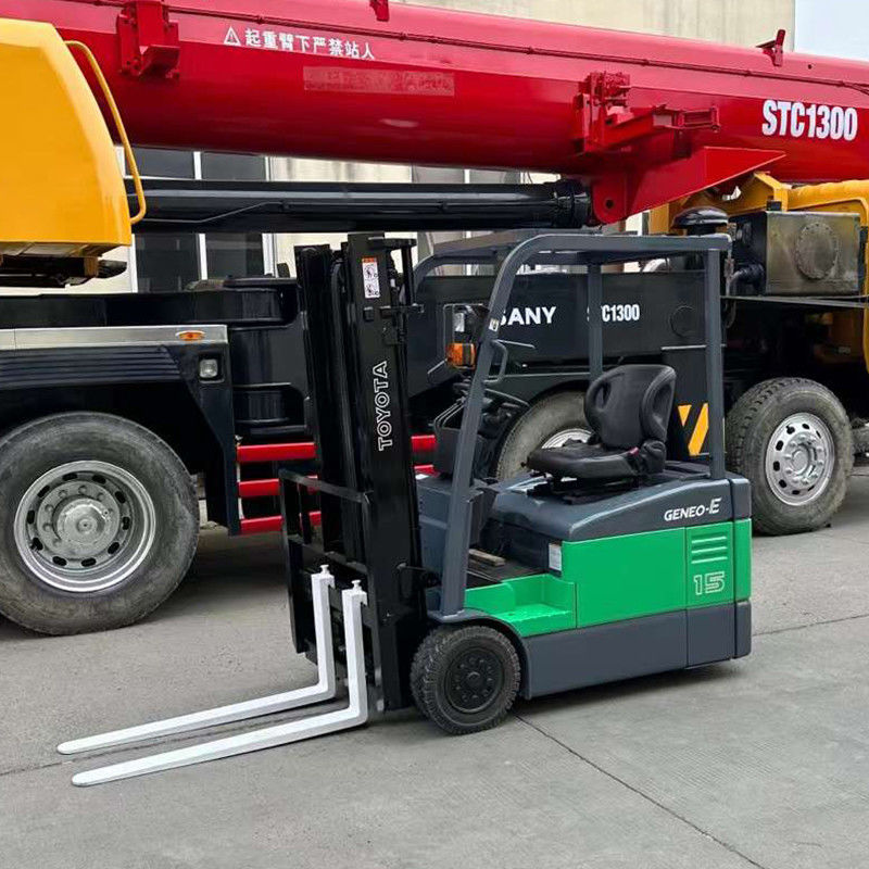 Camión elevador eléctrico de 4 ruedas motrices de 1 tonelada 1,5 tonelada 2 toneladas Toyota usada con longitud de tenedor de 1070 mm