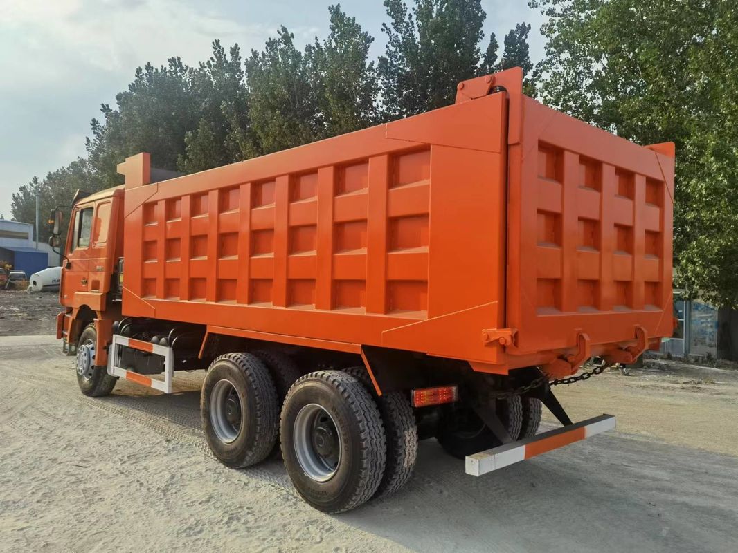 380HP Shacman F3000 8X4 12 neumáticos 40 toneladas camión de tiradores usados con 10 cambios hacia adelante