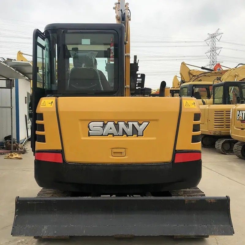 Excavadora usada Sany SY55C Pro con motor original y peso de la máquina de 5780 KG