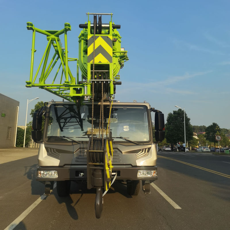 Maquina de grúa de 41m en camión Zoomlion Usado grúa de camión boom con 2001-4000 horas de trabajo