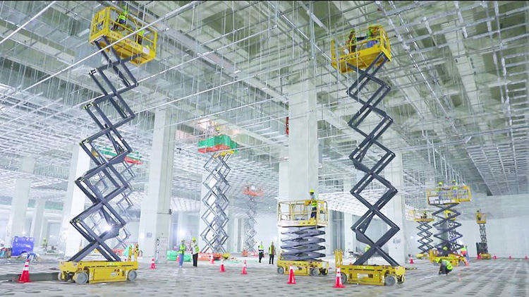 Elevador eléctrico de tijeras de plataforma de 12 m con mecanismo de elevación y tamaño de mesa 2277x1120 mm