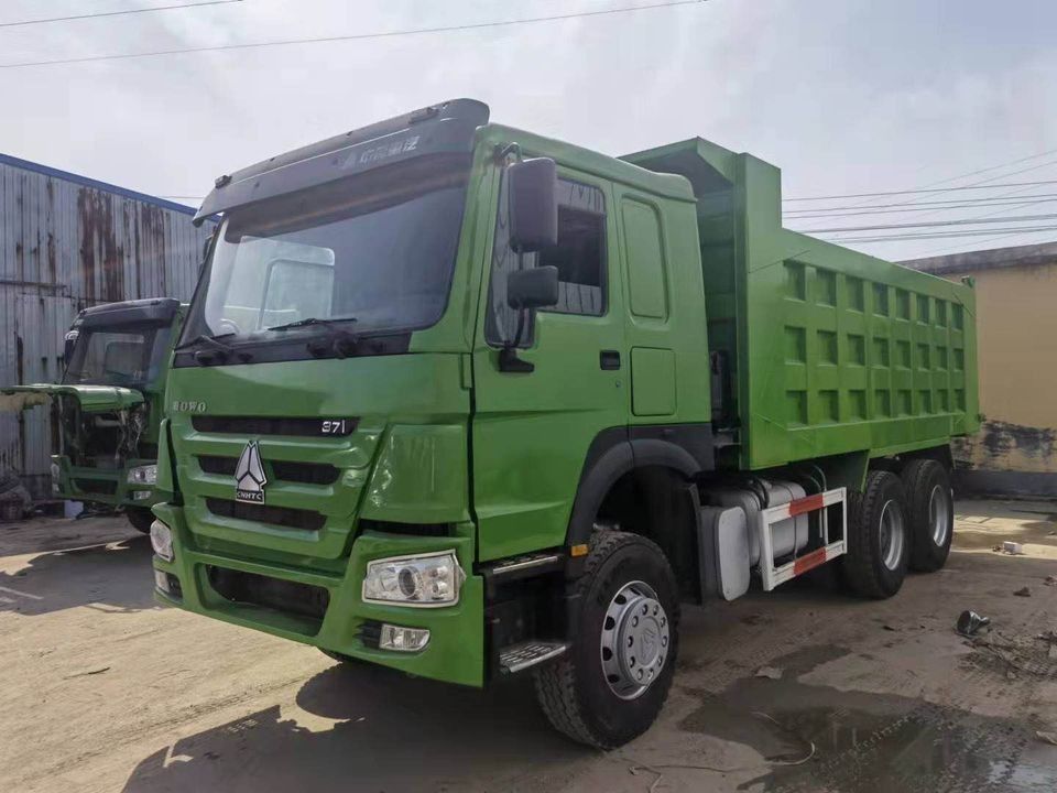 Sinotruck usado 6x4 371hp 30tons Howo Tipper Dump Truck con motor Weichai WD615.47