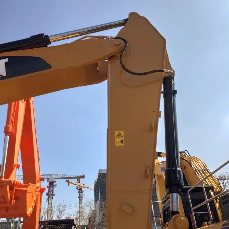 Artículo caliente en la excavadora Komatsu PC200 de segunda mano con 3.1/4.2/5.5km/h Velocidad de marcha