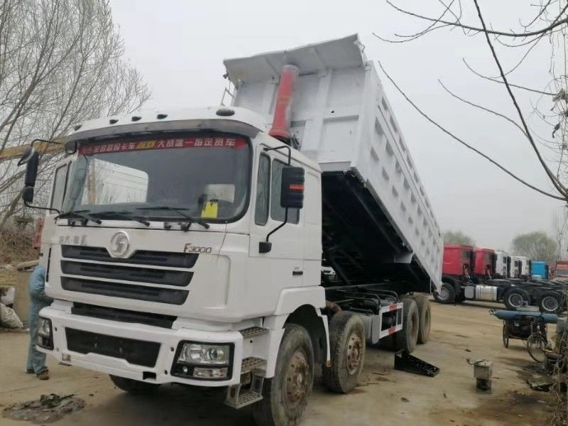 39000kg Peso de contención Shacman F3000 8x4 Camión con tirador Camión de descarga 6.2-8m Largo del tanque de carga