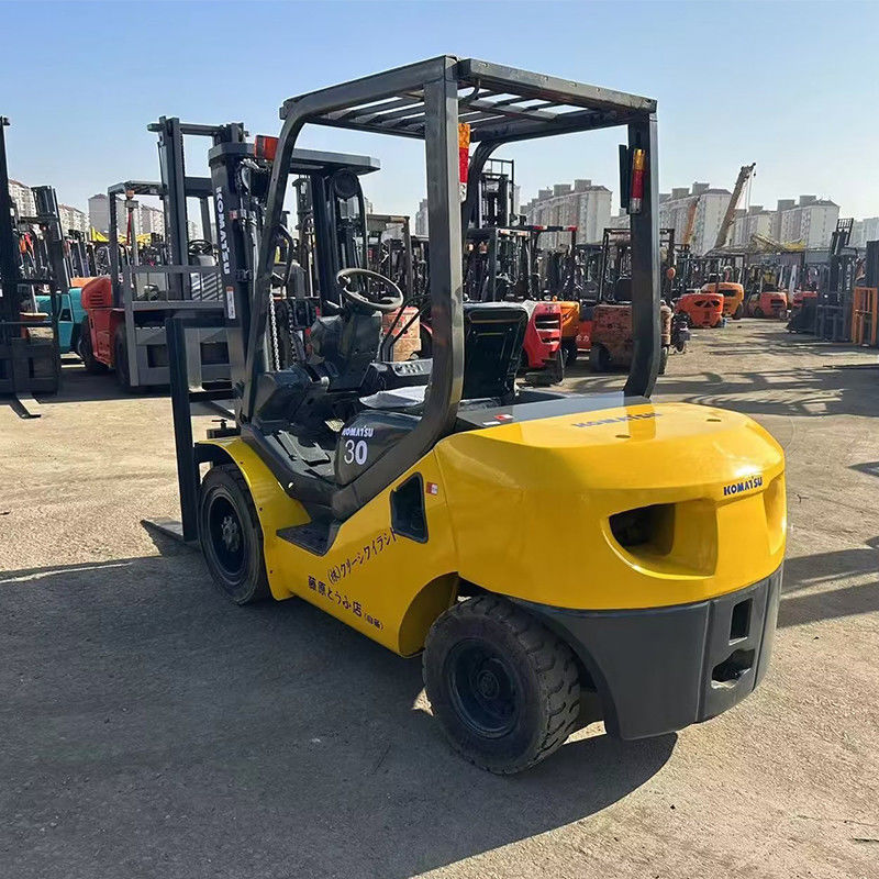 Diésel de 3 toneladas Japón Usado Komatsu FD30T carretilla elevadora mejor opción con tipo de motor 4D94E