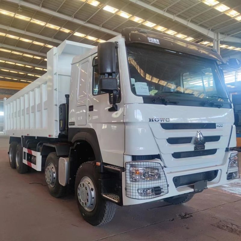 Howo 8x4 LHD Dump Tipper Truck con un par máximo de 500-1000Nm y una capacidad del motor de 6-8L