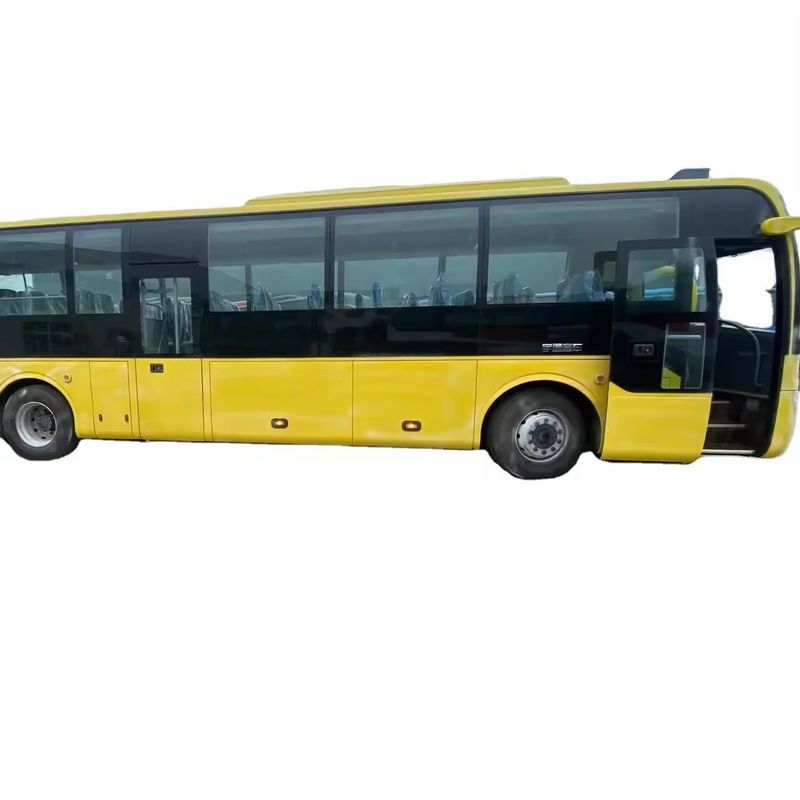 Autobús de lujo de 70 asientos LHD Autobús de Yutong usado en buen estado Tipo de combustible diesel