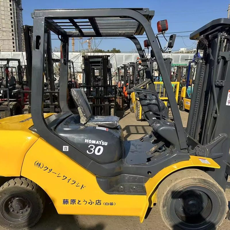 Inicio FD30 original de Japón Komatsu Usado elevadora elevadora con ancho de horquilla de 150 mm