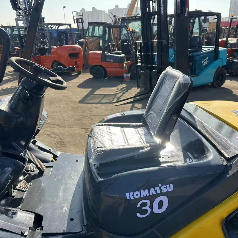 Inicio FD30 original de Japón Komatsu Usado elevadora elevadora con ancho de horquilla de 150 mm