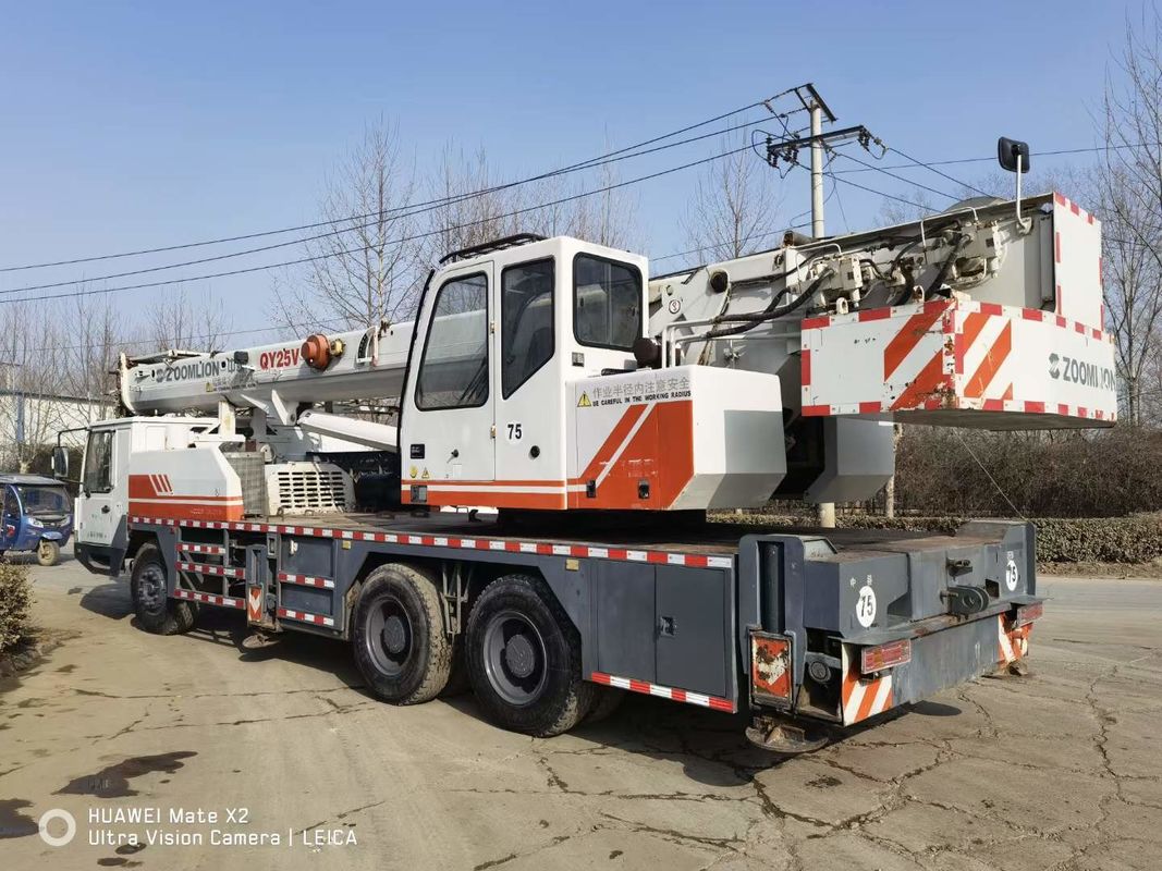 Zoomlion QY25V grúa móvil de camión de 20 toneladas con garantía y 2001-4000 horas de trabajo