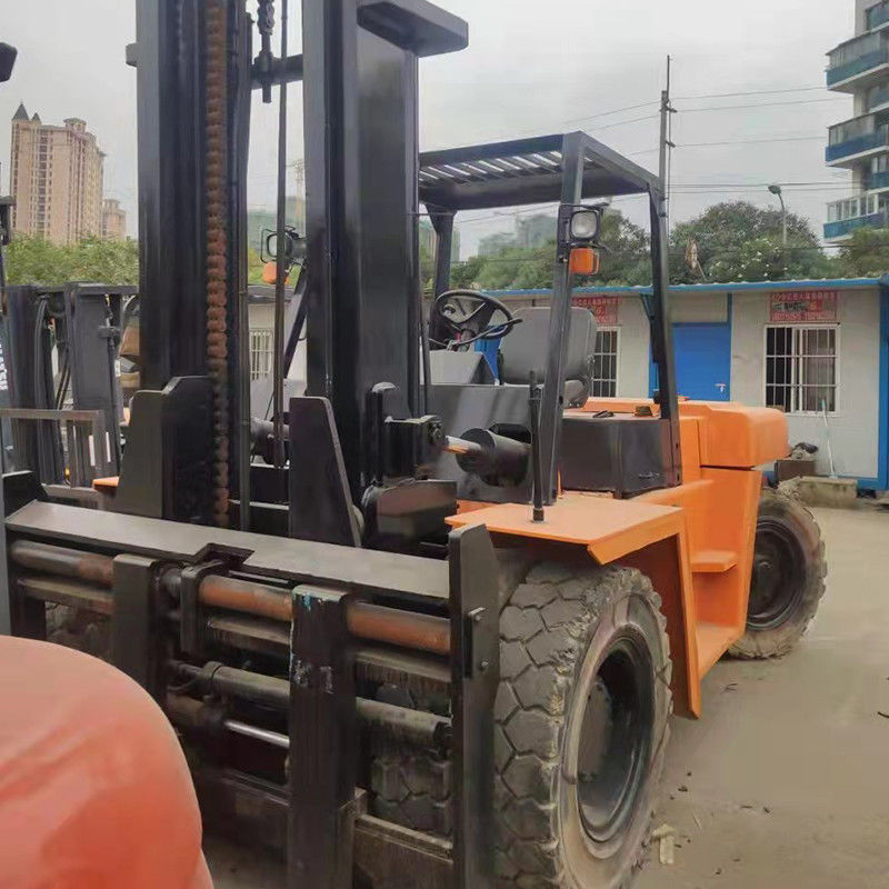 Elevadora diésel de 10 toneladas con altura de elevación de 4,5 m en hoteles de Singapur Ancho de horquilla 150 m