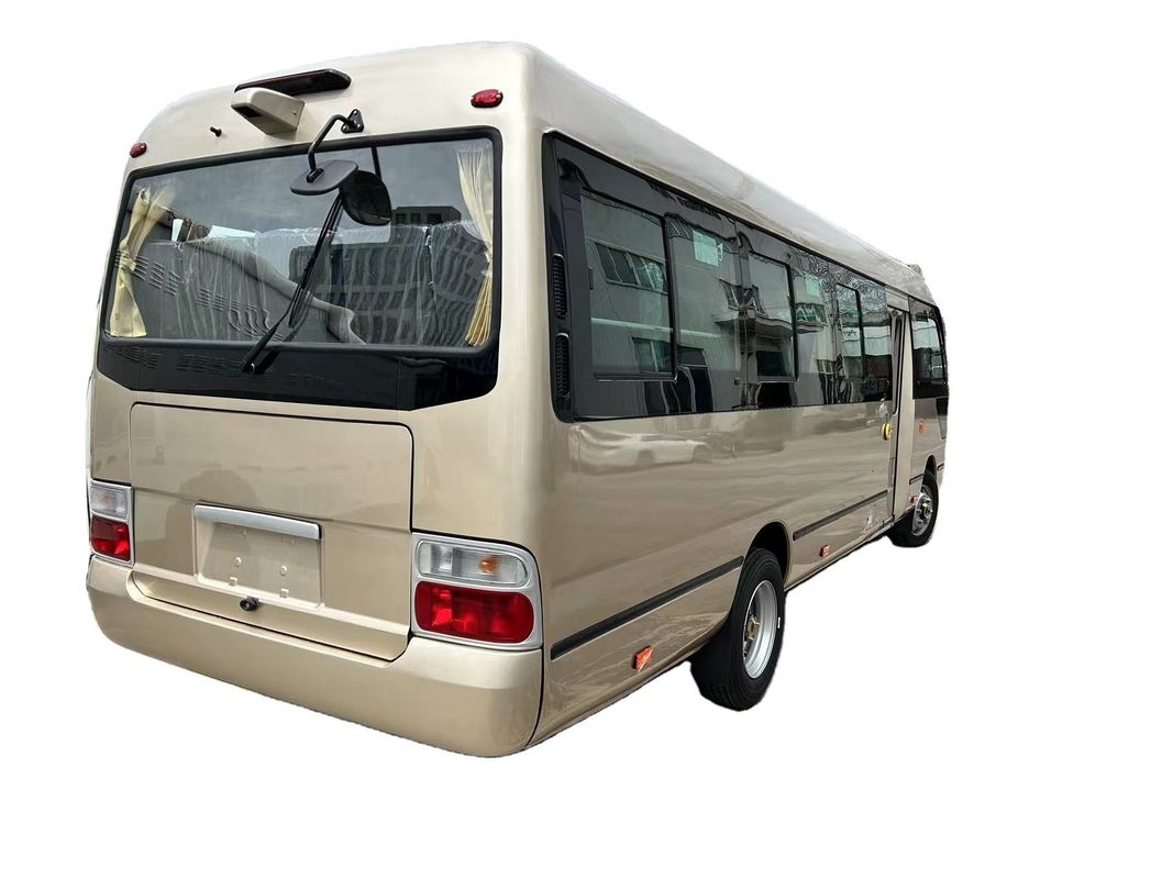 19 asientos Toyota Coaster Bus con 7.00R16 neumáticos y 3935mm base de ruedas bien reformado
