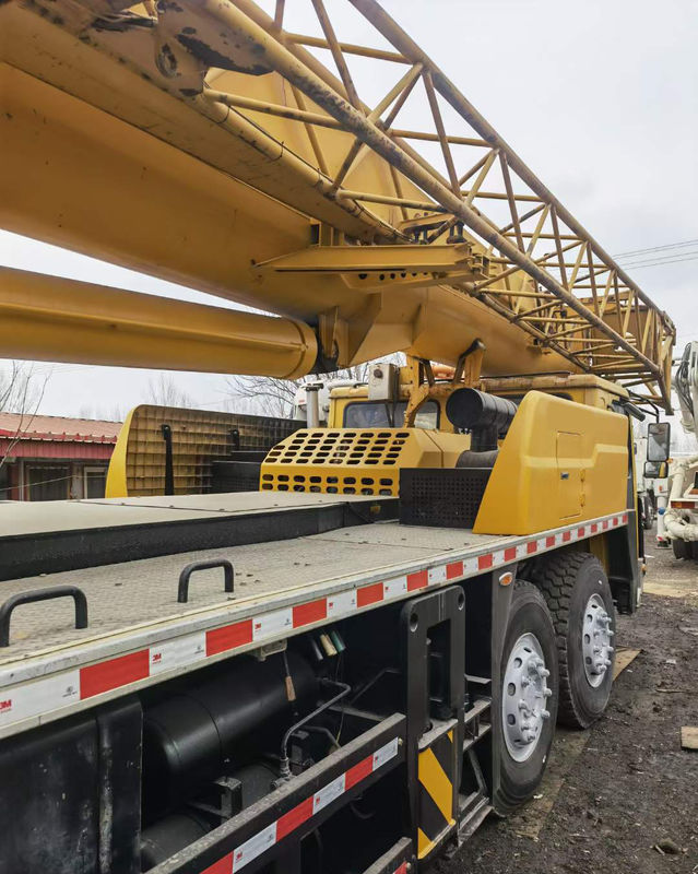 Cranes de camiones de segunda mano de 50 toneladas con piezas válvula hidráulica y bomba de marcas
