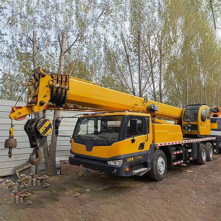 K5 grúa de camión de 25 toneladas utilizada con motor original y calificación MAX 40