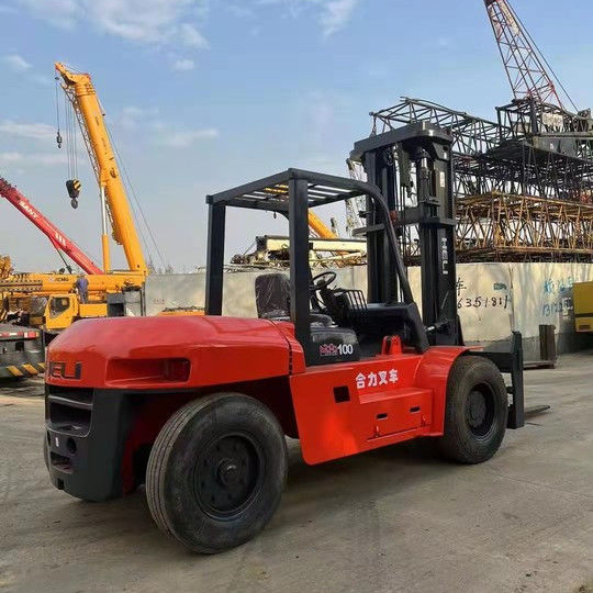 Elevadora elevadora diesel de 12 toneladas La solución perfecta para el manejo de materiales pesados