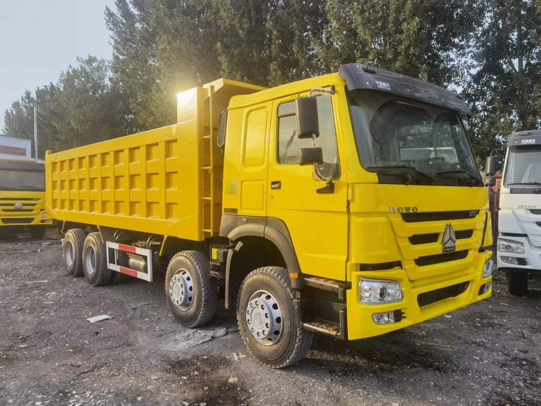 Camión de tiradores usados de 35 toneladas Sinotruk HOWO 8*4 Camión de descarga 371HP para el transporte de minería