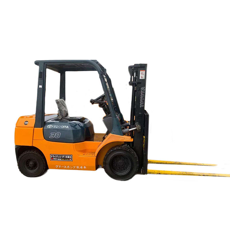 Buena condición 3ton TOYOTA original japonés carretilla elevadora de segunda mano y horas de trabajo bajas