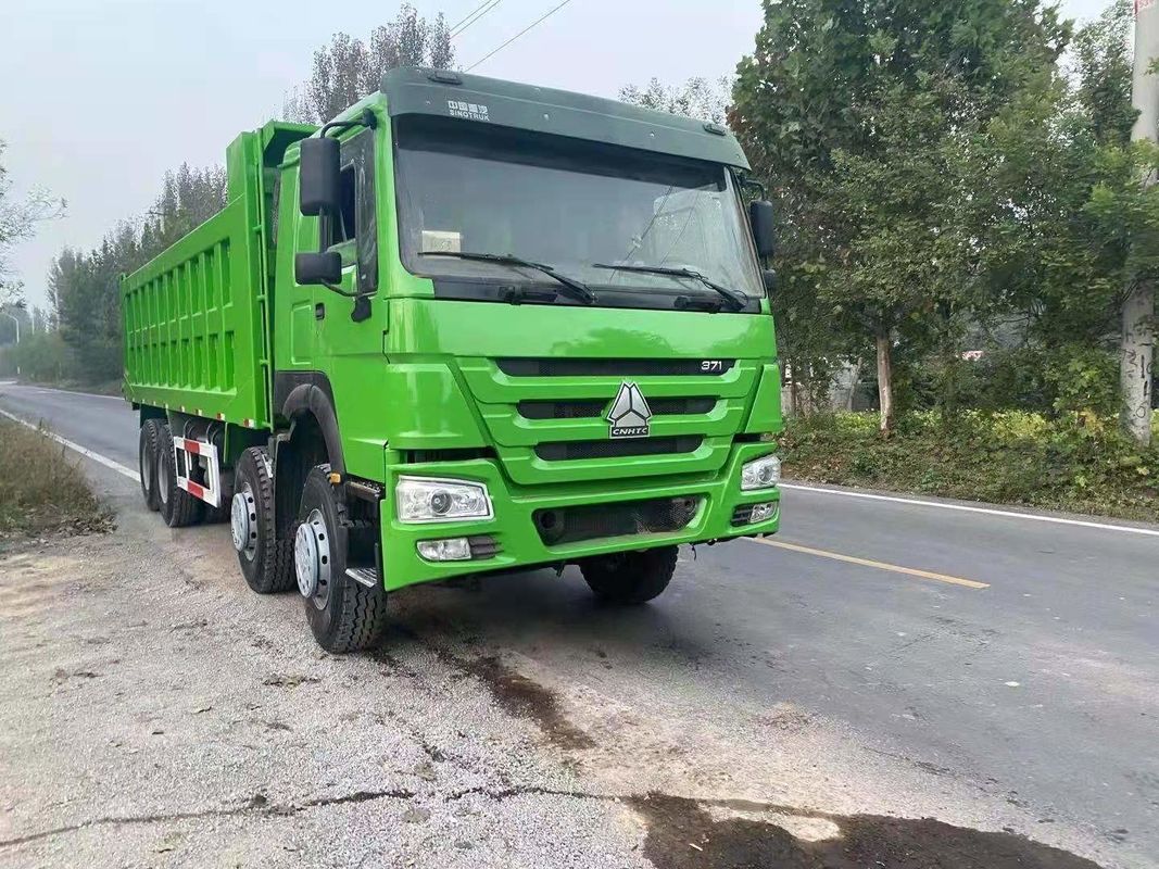 Camión de tirón usado para la mina de construcción 371HP 35tons 8*4 Sinotruk HOWO camión de descarga