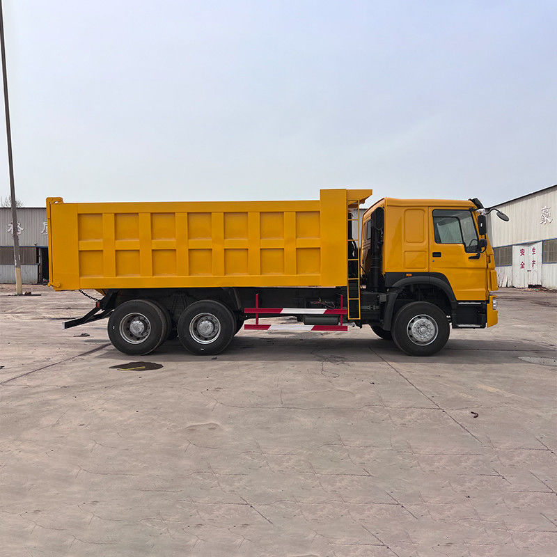 2.8*1.7*1.7 Dimensión del tanque de carga Howo 12 ruedas camión con volquete 40 toneladas de capacidad