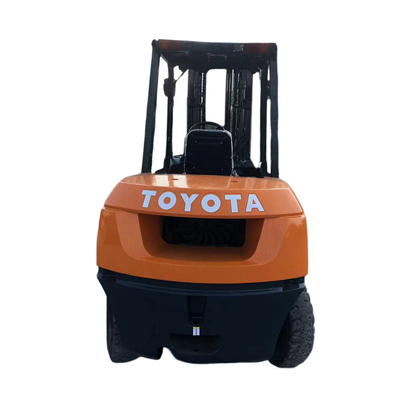 2001-4000 Horas de trabajo 5 toneladas Toyota de segunda mano elevadora de horquilla usada con 560 mm de sobrepeso frontal