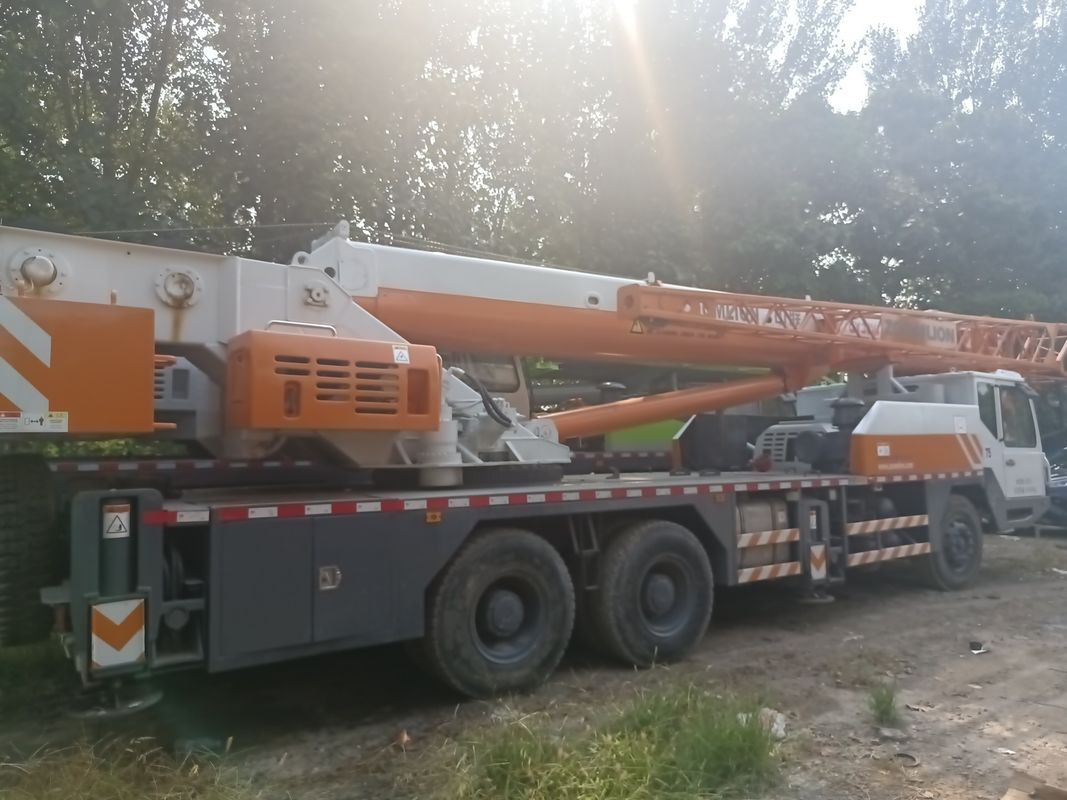 Grúa Zoomlion de 35 toneladas 30 toneladas Equipo de elevación de grúa Camión grúa con 10000 kg de peso