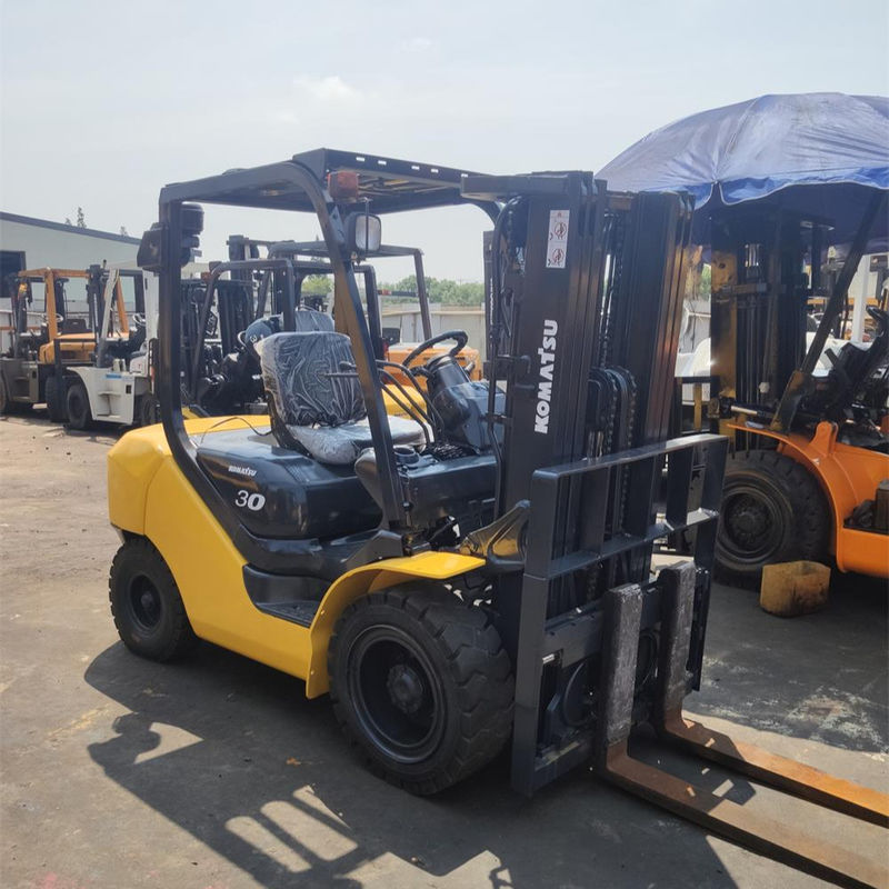 Más vendido 3 toneladas Komatsu montacargas Usado embrague automático diesel para la planta de fabricación