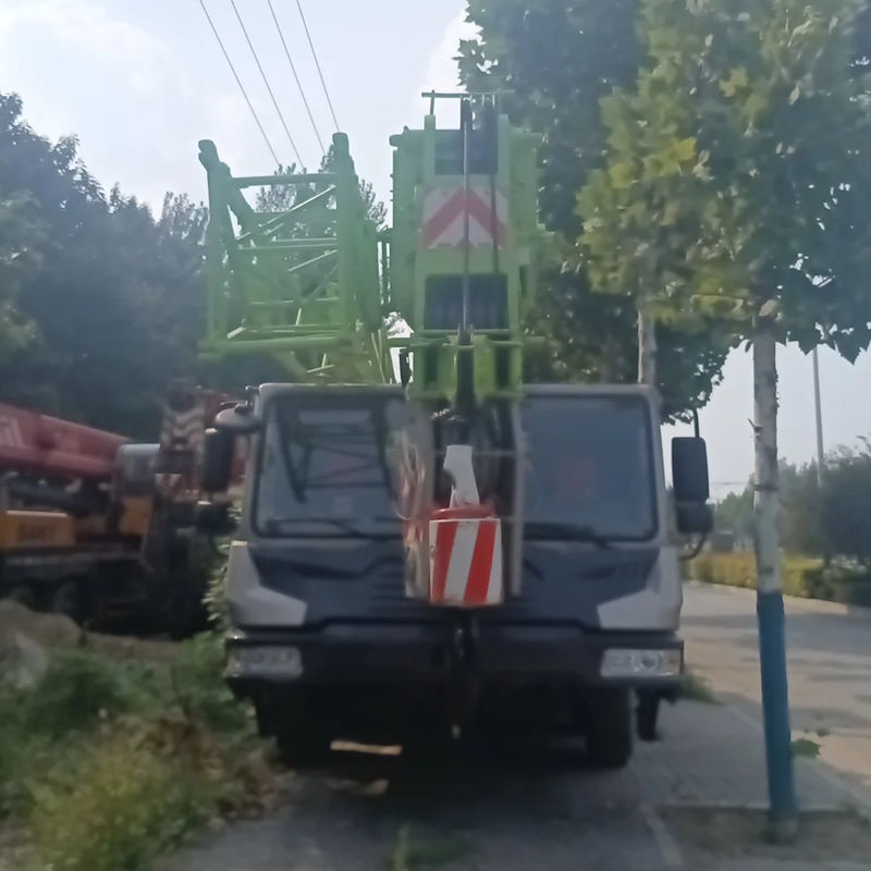 Camión grúa telescópica portátil de 50 toneladas con otro motor y capacidad de carga nominal