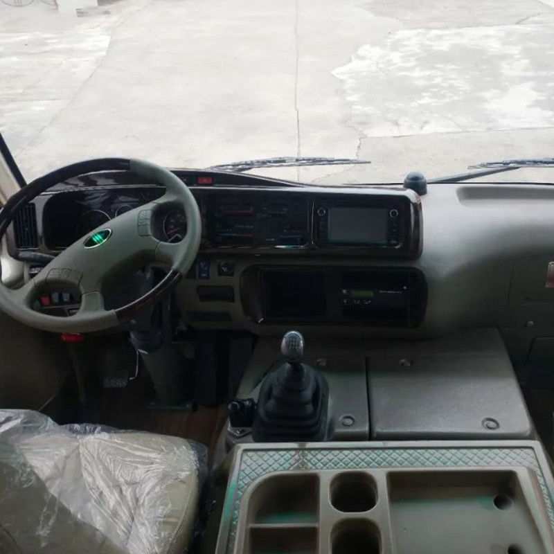 Autobús diesel de 30 plazas modelo 2022 con un peso bruto de 5600 kg para necesidades de transporte