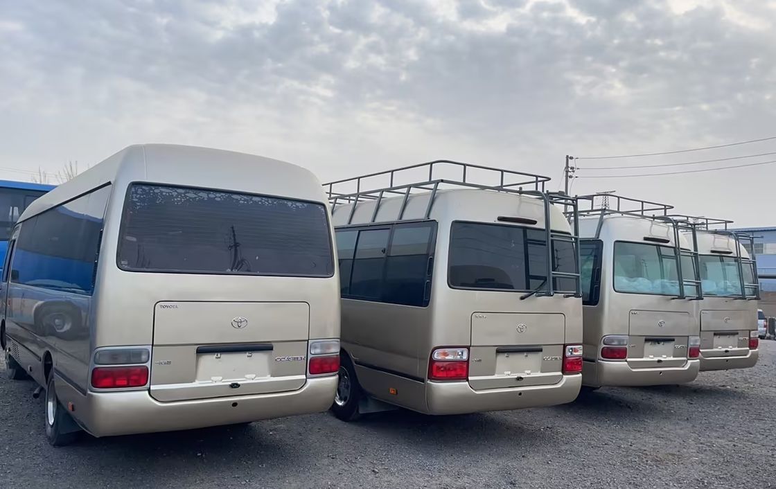 Autobús de montaña rusa con motor diesel 23-30 asientos en buen estado 6-8L de capacidad para dentro del presupuesto